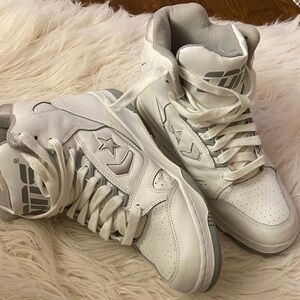 RARE 1992 Vintage Converse CONS official shoes of NBA